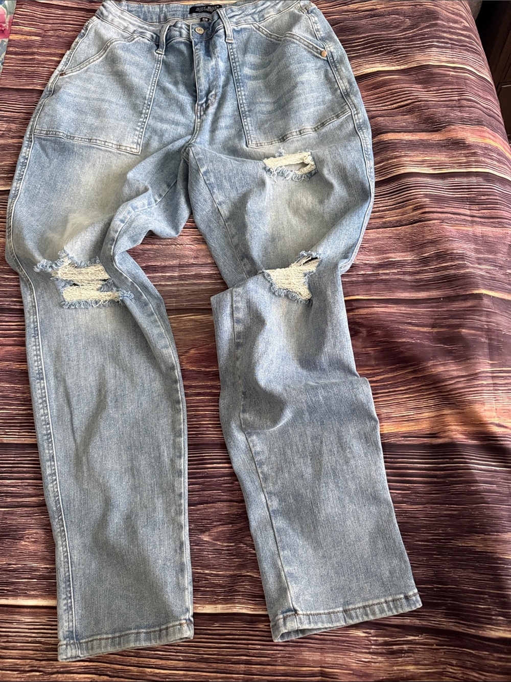 Judy Blue Light Blue Distressed Jeans
